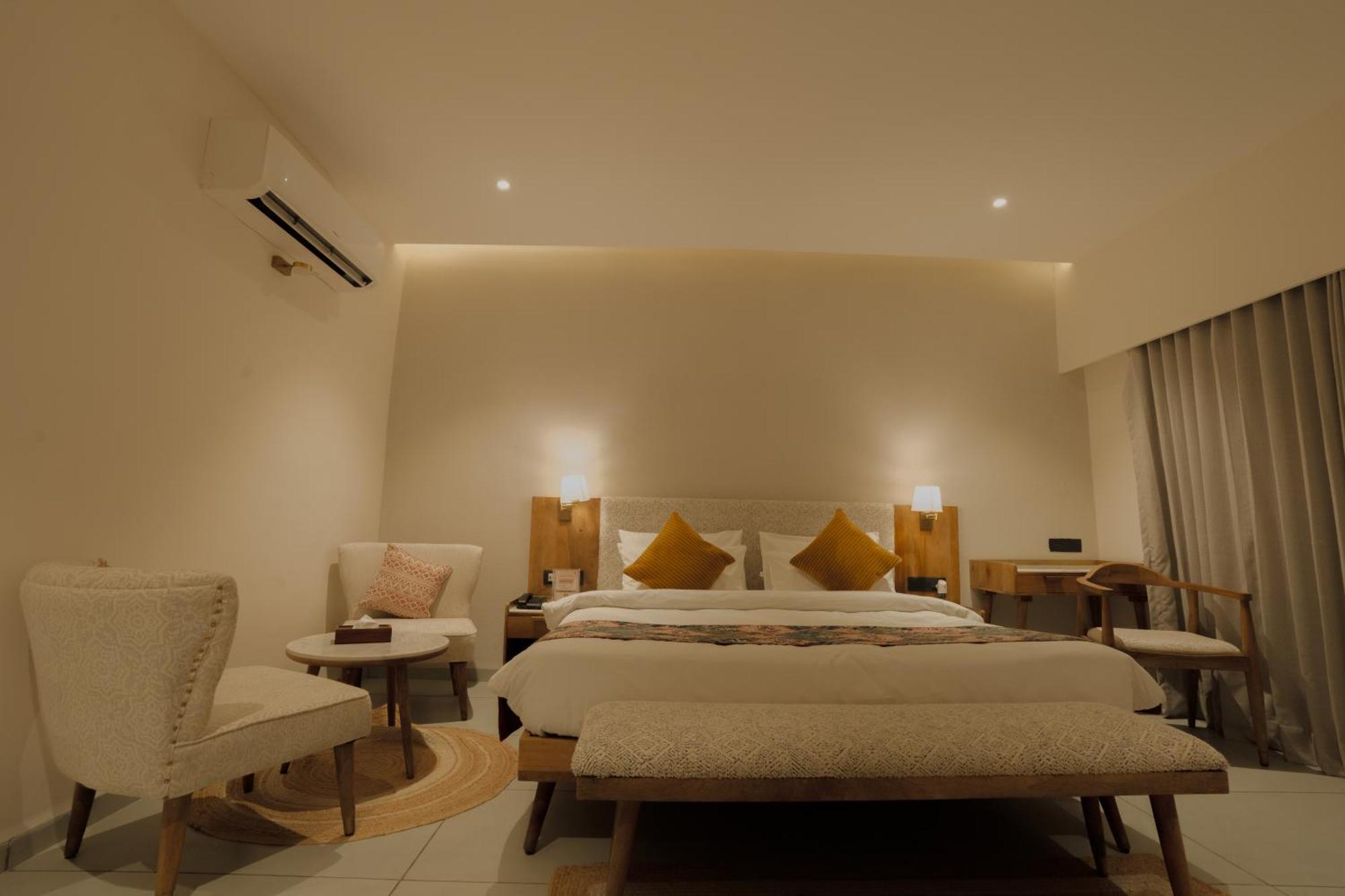 Evoke Dholavira Hotel Bagian luar foto