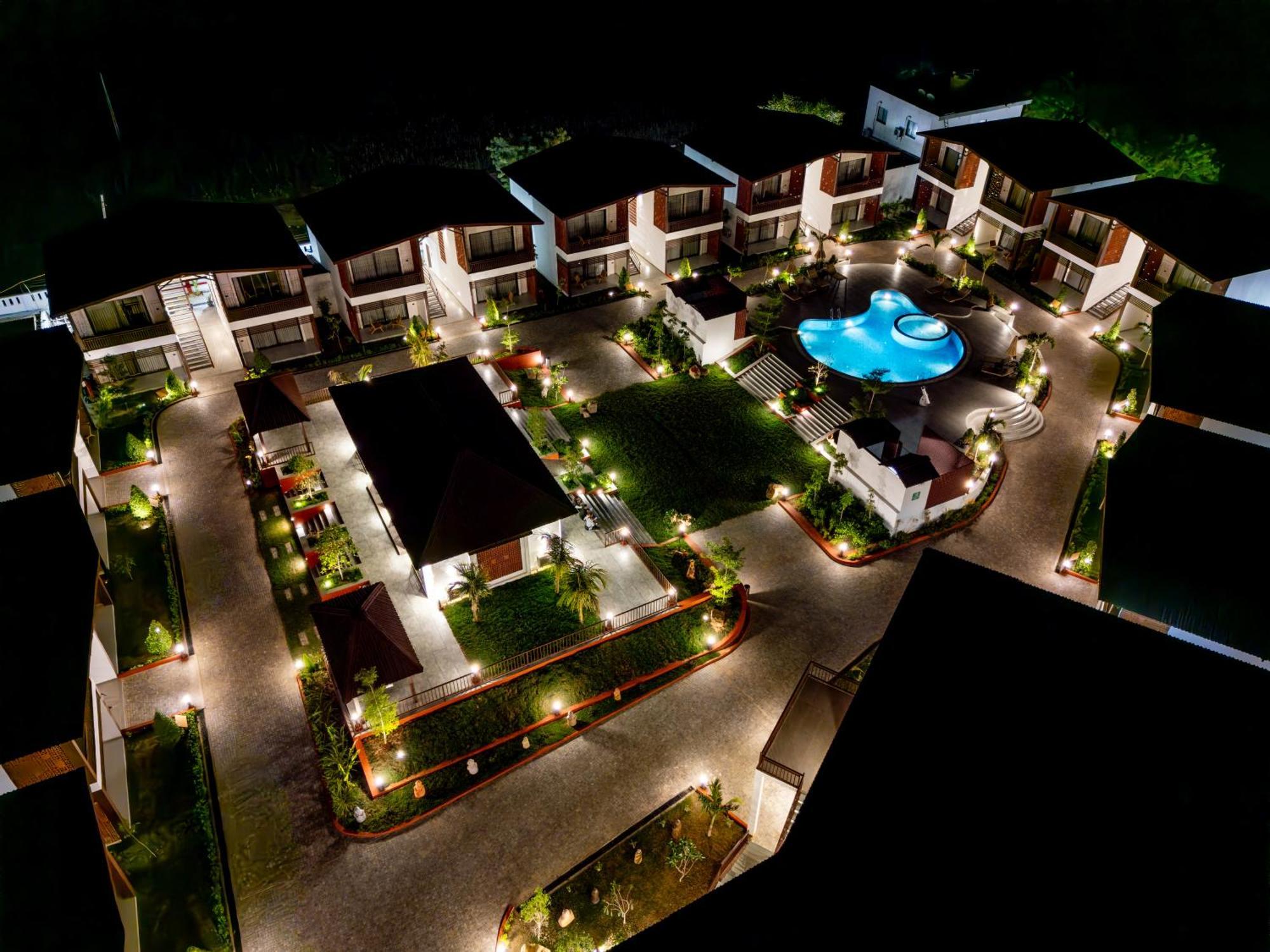 Evoke Dholavira Hotel Bagian luar foto