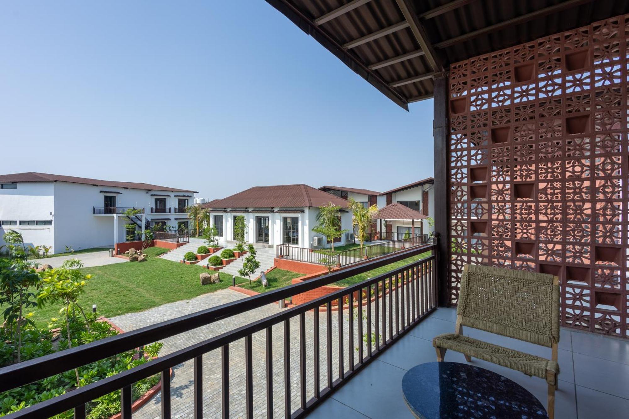 Evoke Dholavira Hotel Bagian luar foto