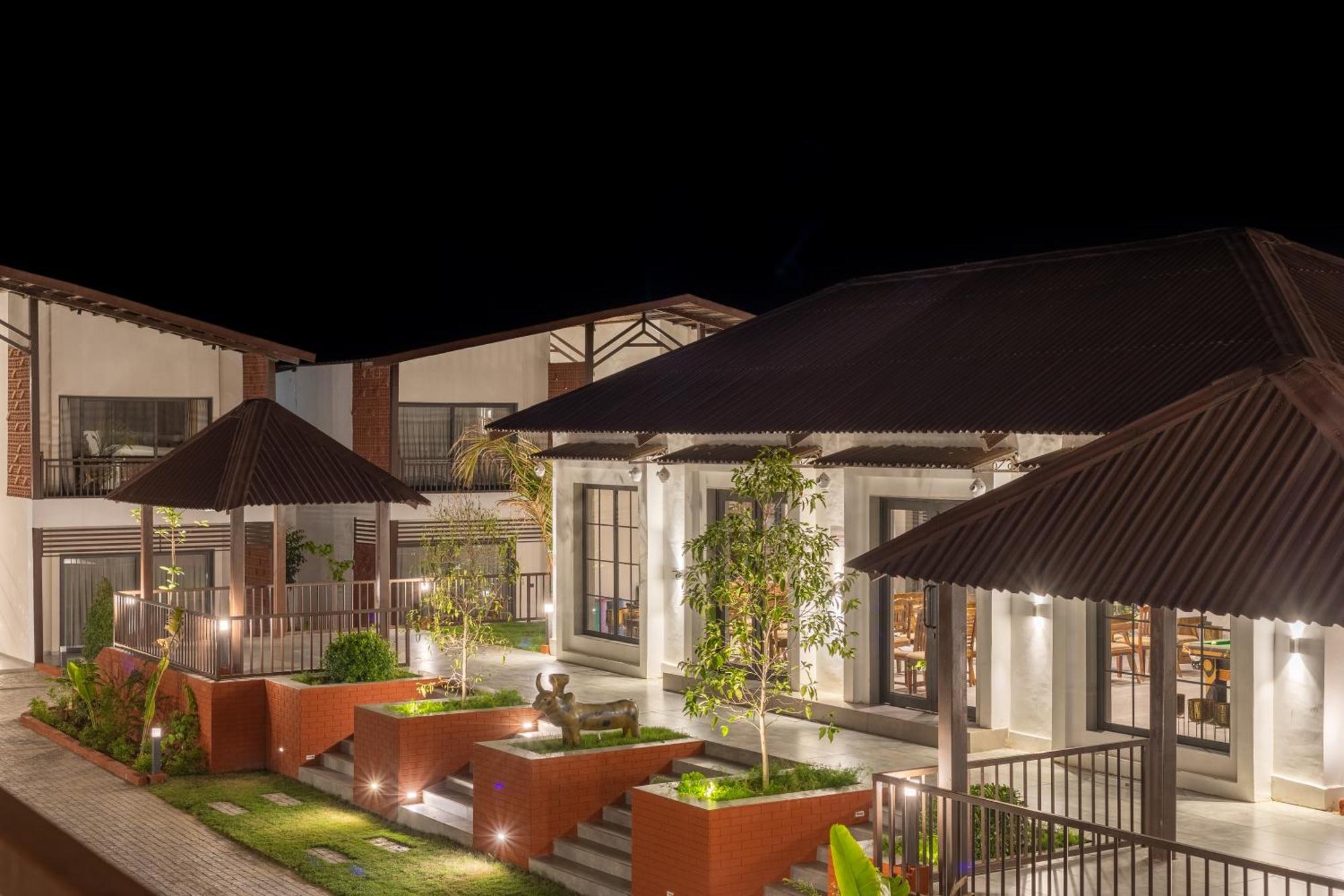 Evoke Dholavira Hotel Bagian luar foto