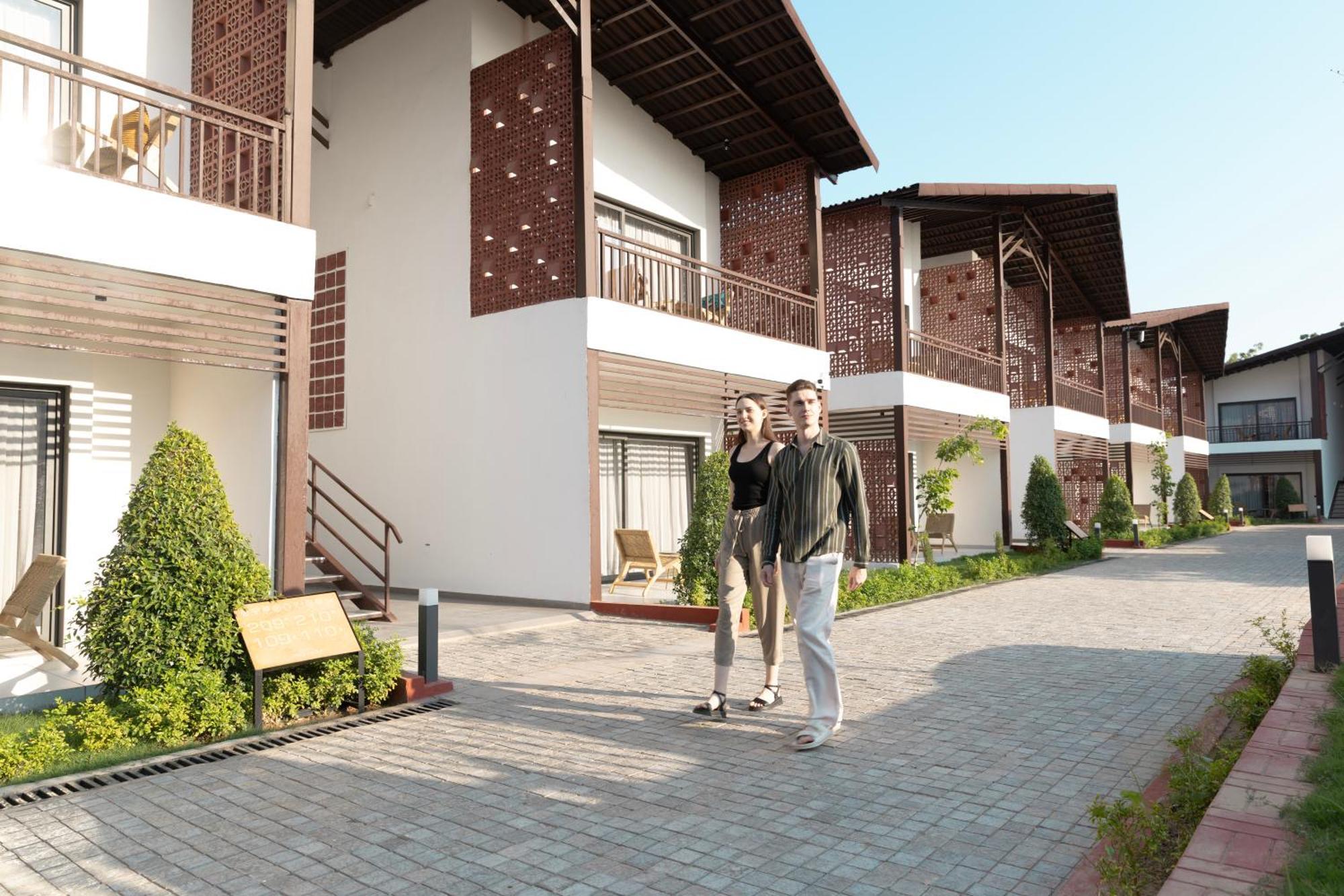 Evoke Dholavira Hotel Bagian luar foto